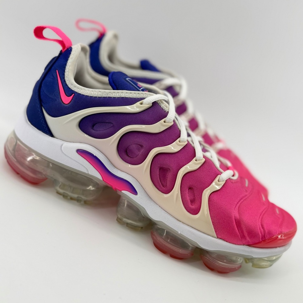 Nike‎ Air VaporMax Plus Women's 7 Pink Purple Gradient Sneakers DC2044-900